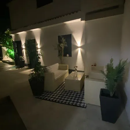 Apartman Ban Apartment Banjol